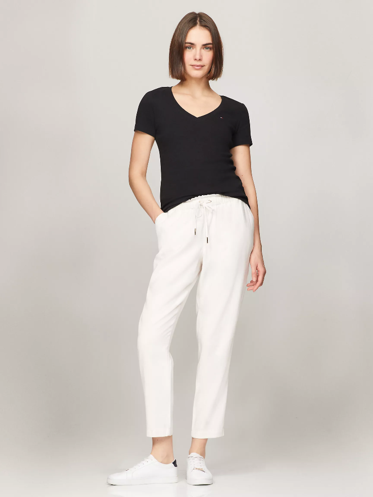 Tommy Hilfiger V-Neck Tee (Black, S)